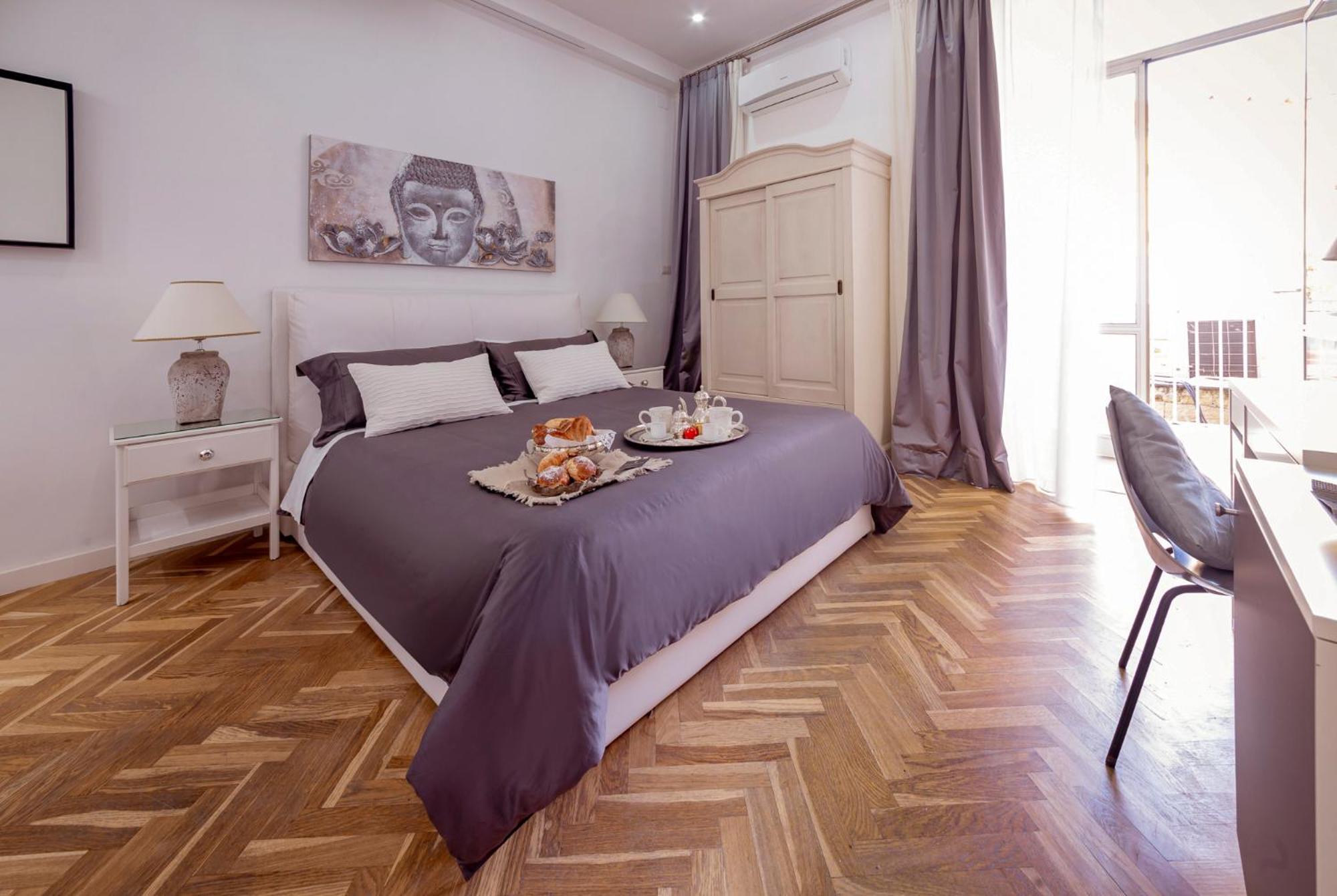 B&B Palazzo Satriano Naples Bilik gambar