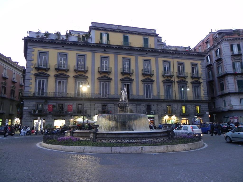 B&B Palazzo Satriano Naples Luaran gambar