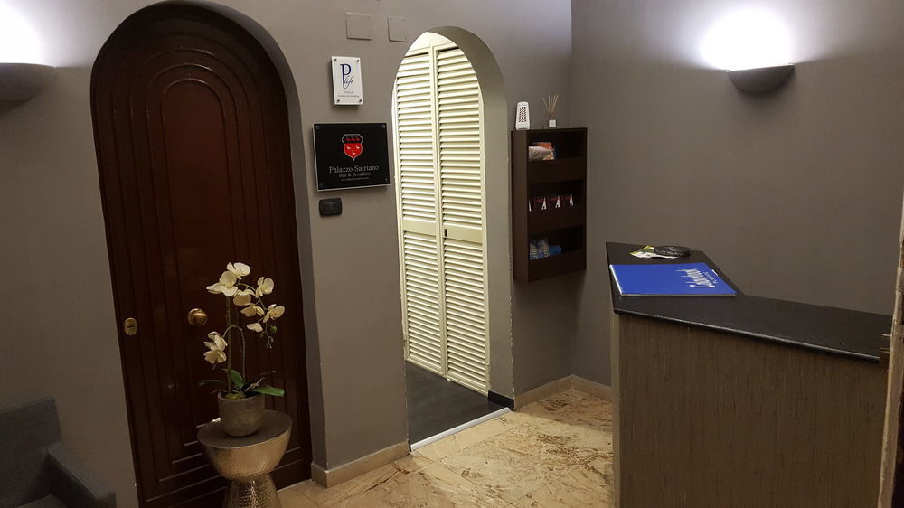 B&B Palazzo Satriano Naples Luaran gambar