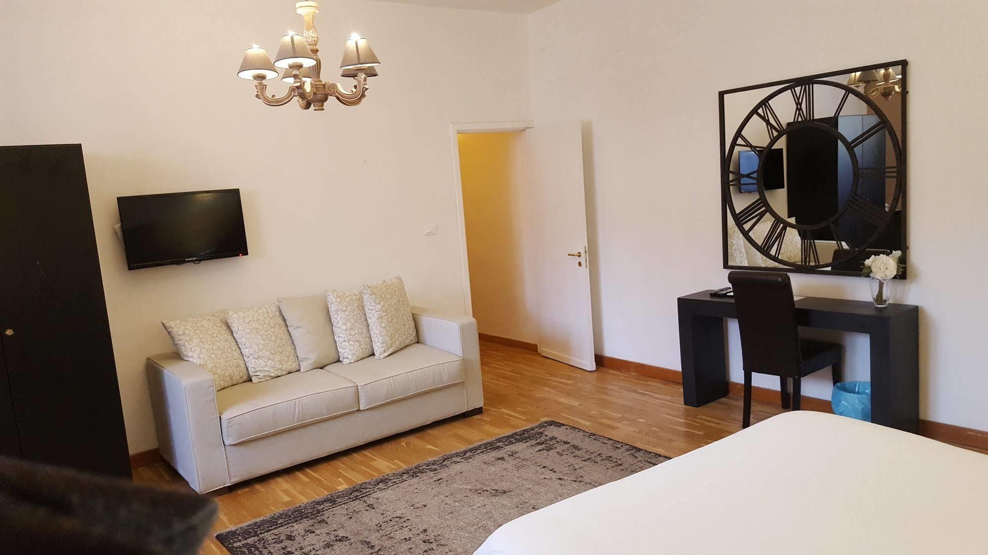 B&B Palazzo Satriano Naples Luaran gambar