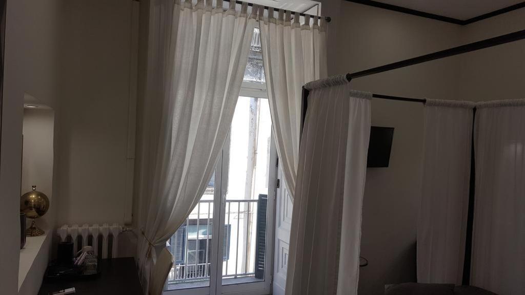 B&B Palazzo Satriano Naples Bilik gambar