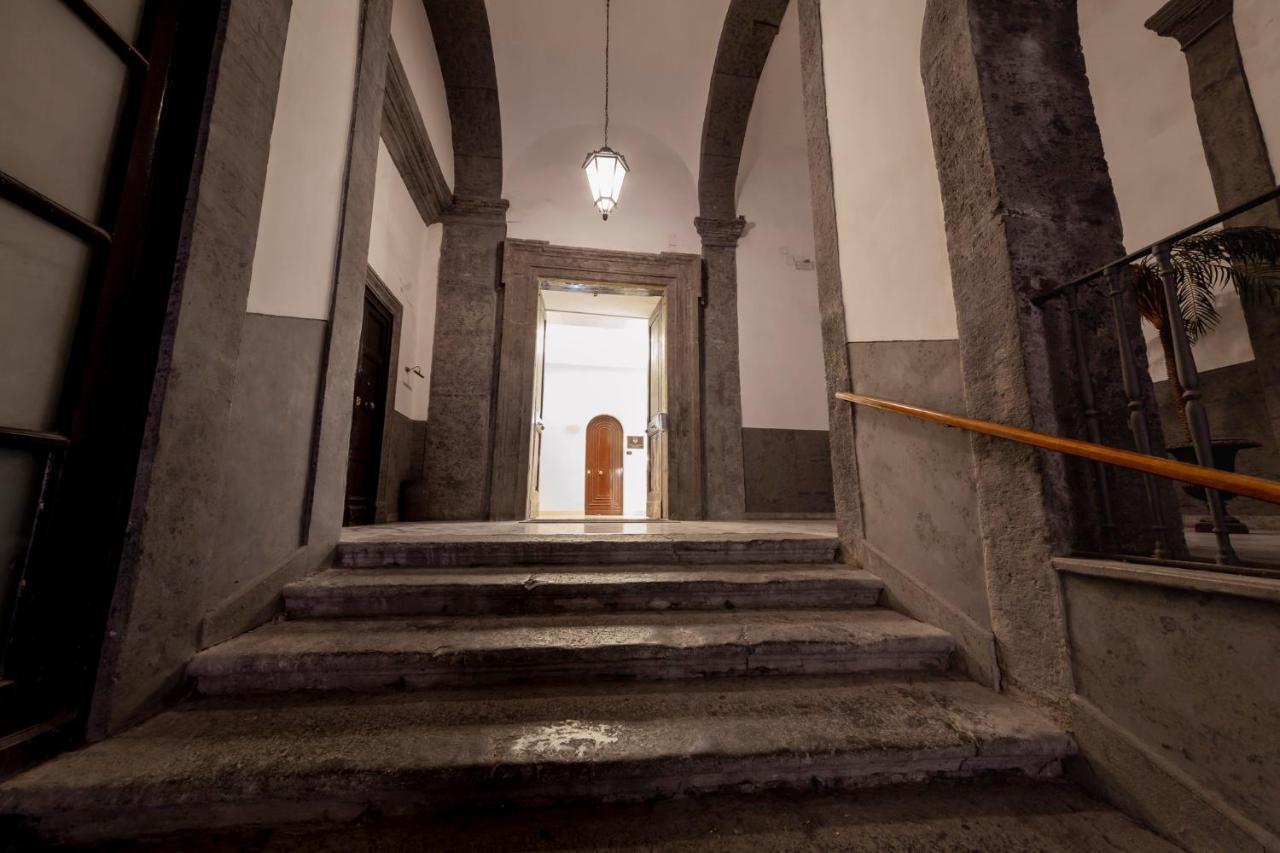 B&B Palazzo Satriano Naples Luaran gambar
