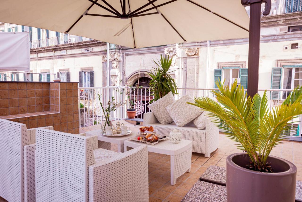B&B Palazzo Satriano Naples Luaran gambar