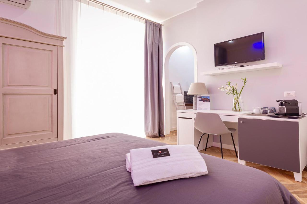 B&B Palazzo Satriano Naples Luaran gambar