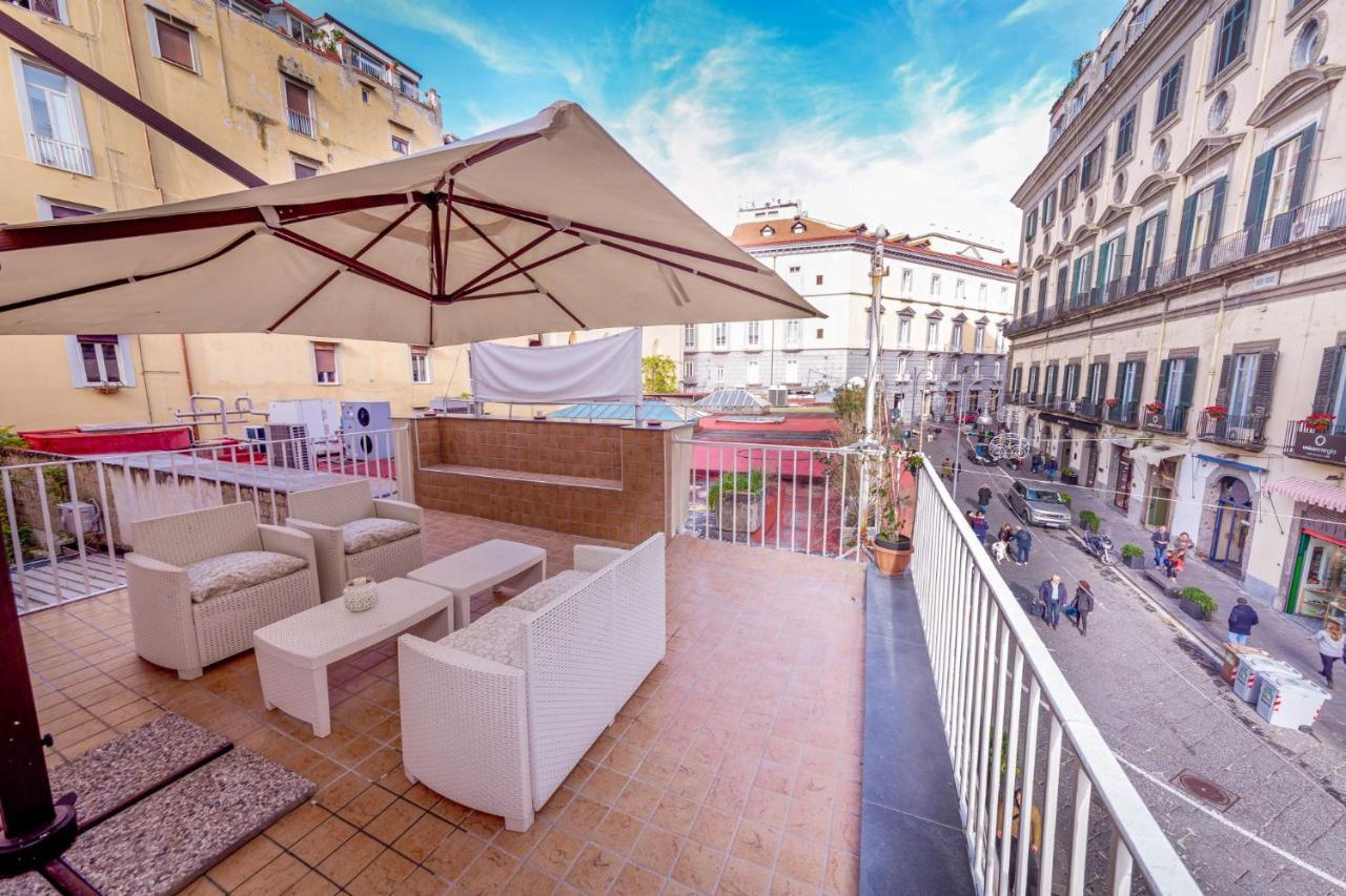 B&B Palazzo Satriano Naples Luaran gambar