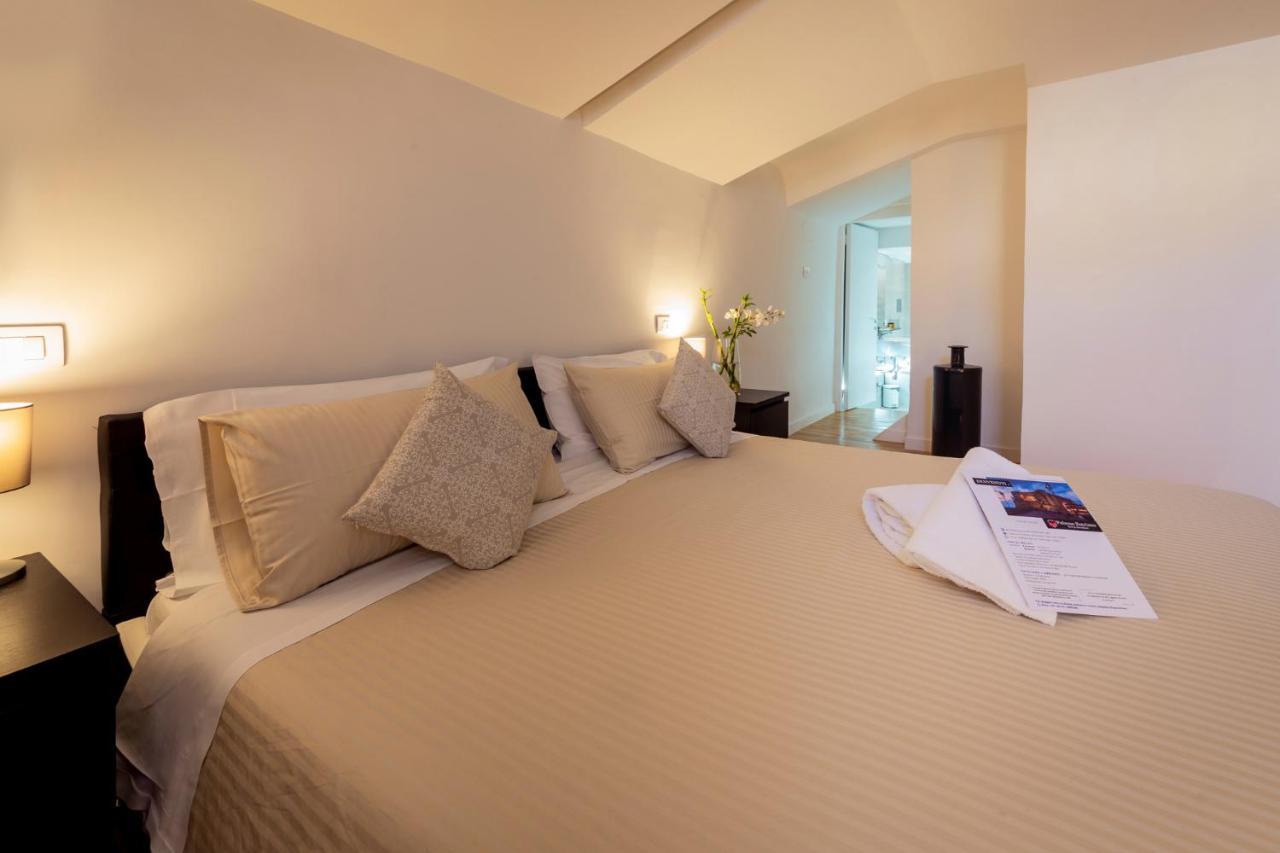 B&B Palazzo Satriano Naples Luaran gambar